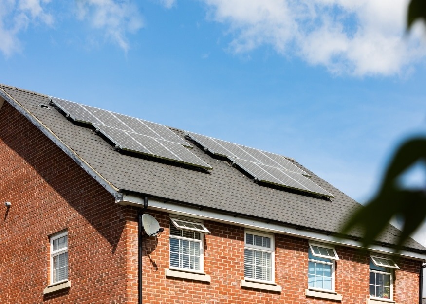 ¿Qué hay que tener en cuenta para escoger placas solares para una casa?